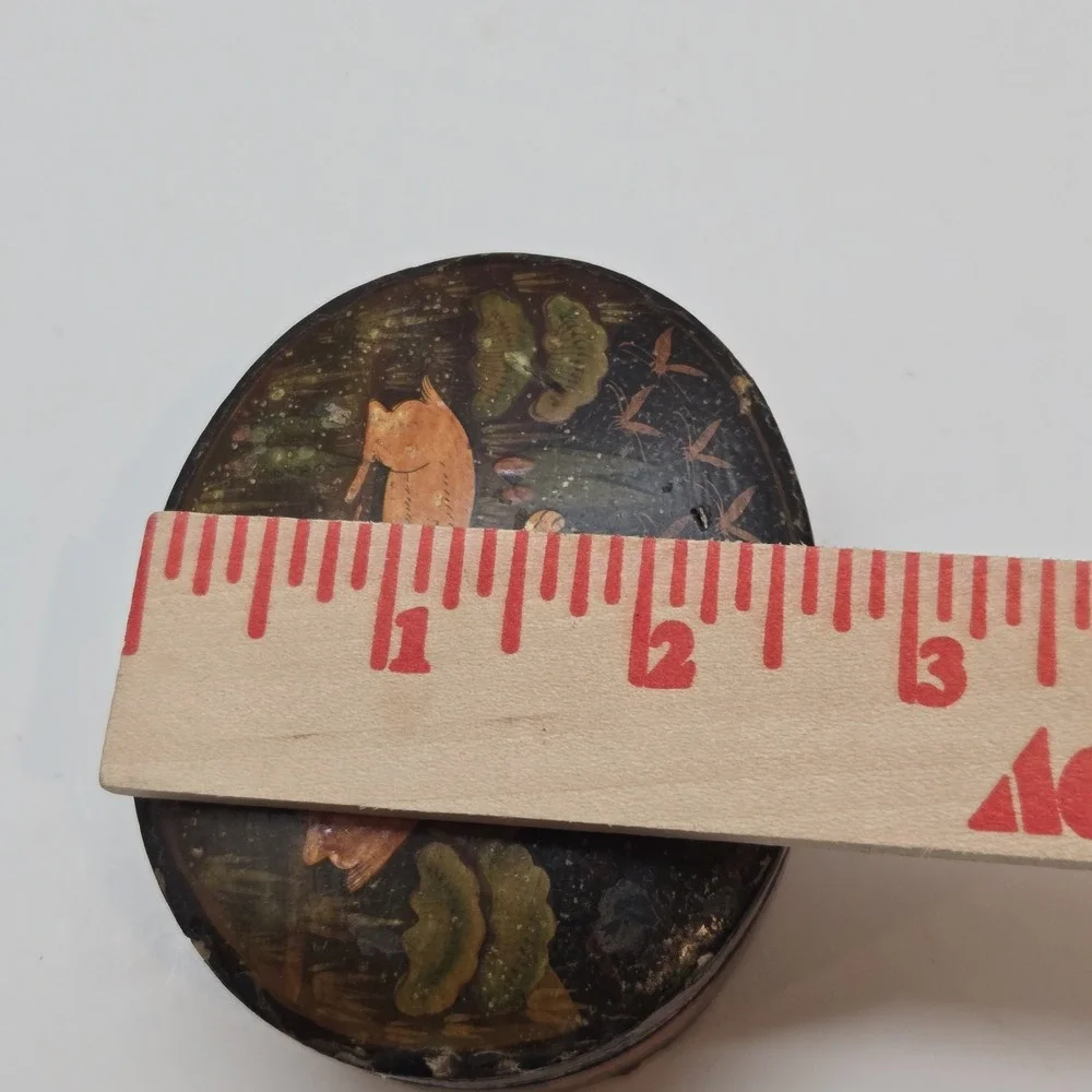 Vintage‎ Handmade Lacquered Trinket Box With Deer Motif Made In Kashmir India